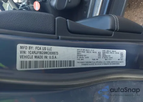 2021 Jeep Grand Cherokee 80Th Anniversary 4X4 z USA, uszkodzony, nr VIN 1C4RJFBG9MC838873